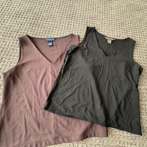 Sleeveless Shell bundle - Picture 2 of 4